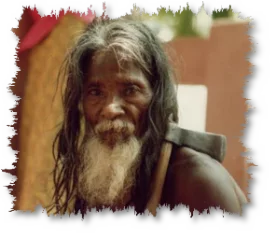 Vedda-Ältester mit traditioneller Axt