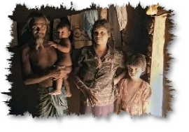 Vedda-Familie mit Kindern in Dambana